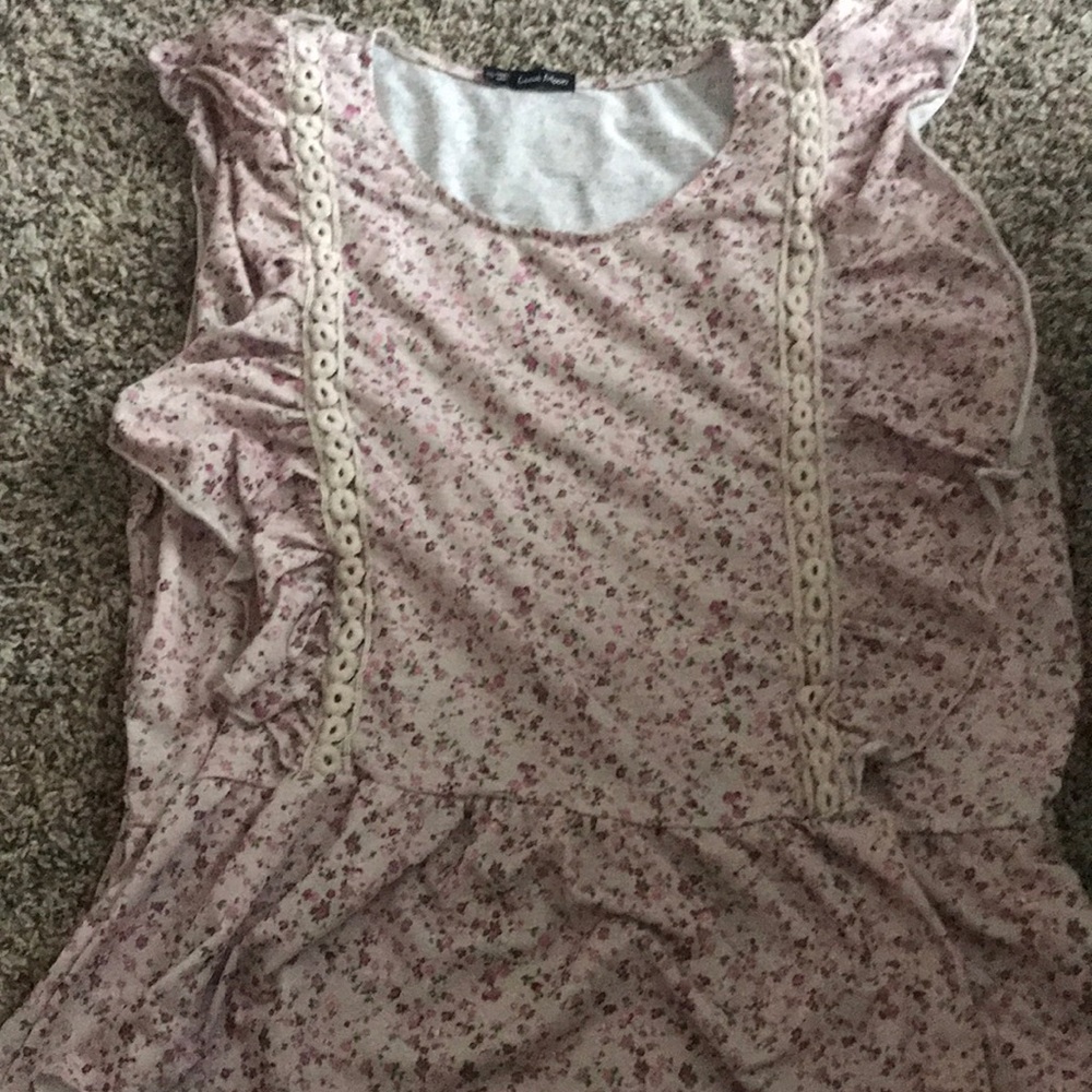 Women’s shirt